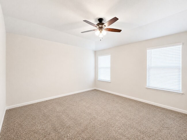 Building Photo - Available for Move-In July 1st