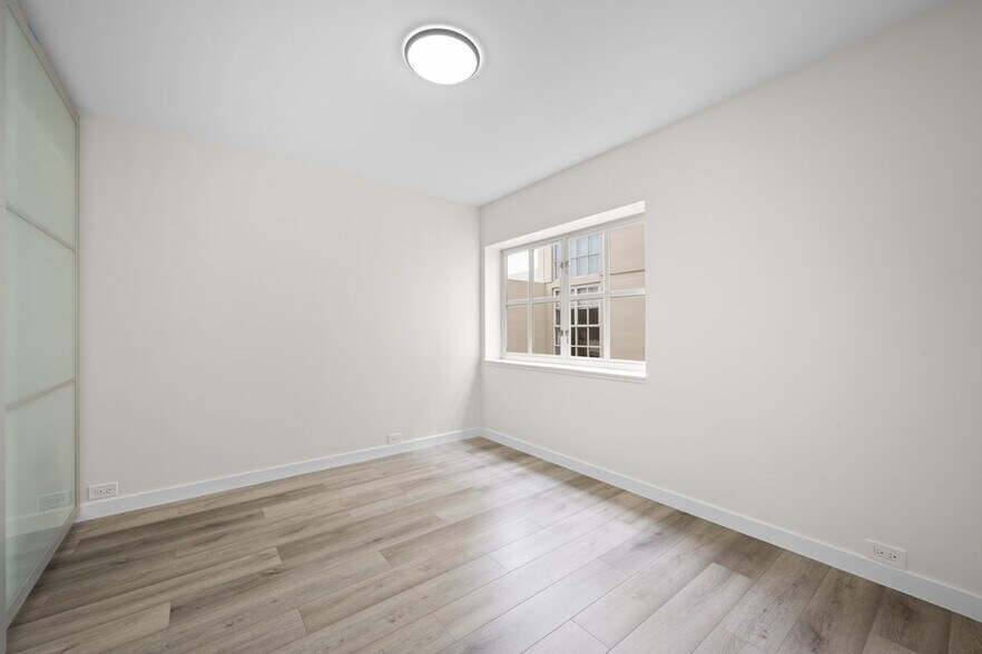 Building Photo - 1255 California St