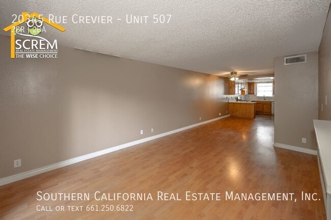 Building Photo - Two Bedroom Lower Unit in Santa Clarita