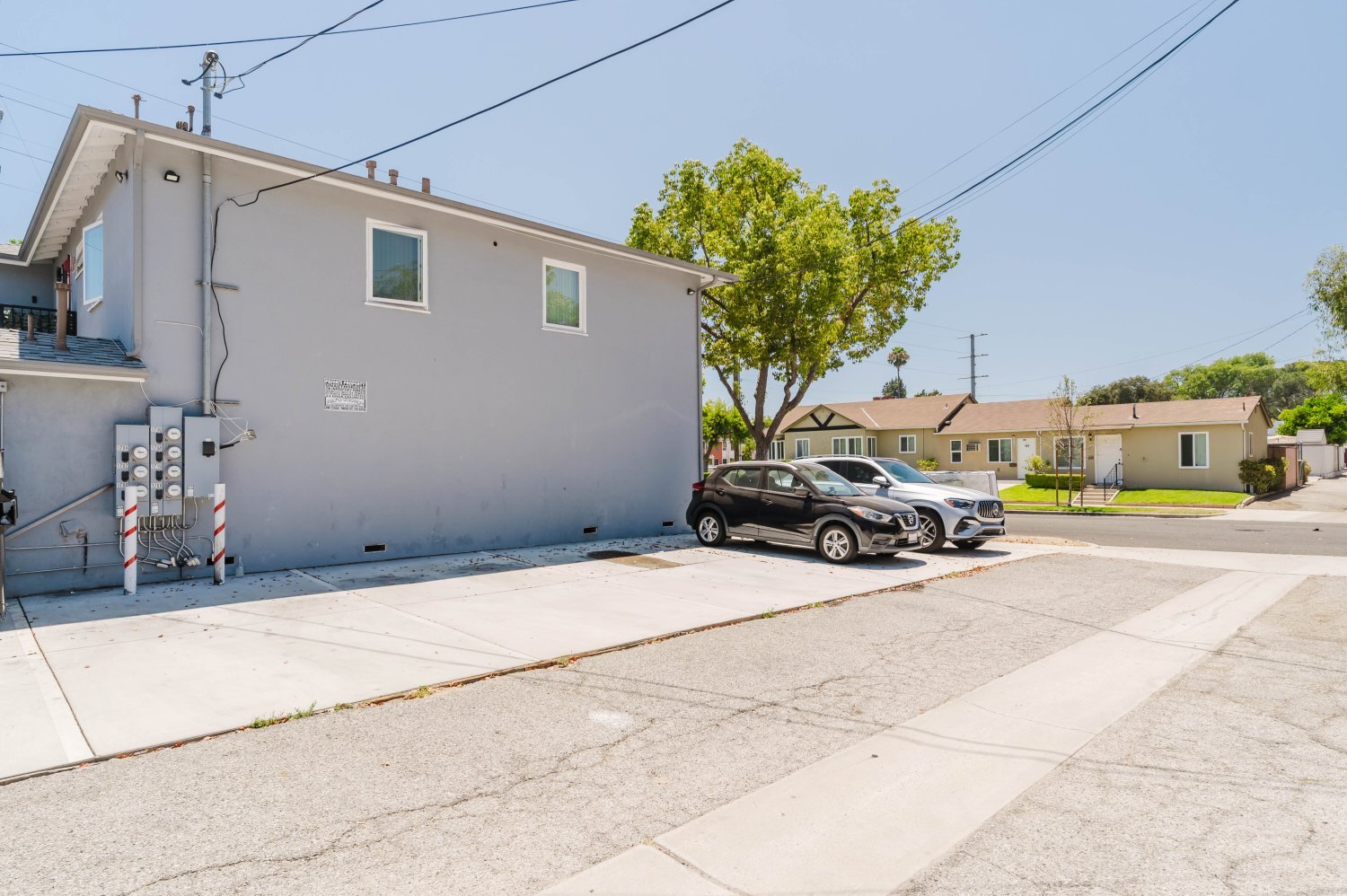 Building Photo - 1700 N Fairview St