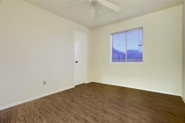 Building Photo - 16403 Quail Call Dr