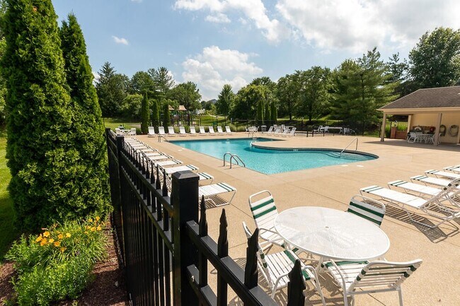 Building Photo - 2059 Arbor Springs Blvd