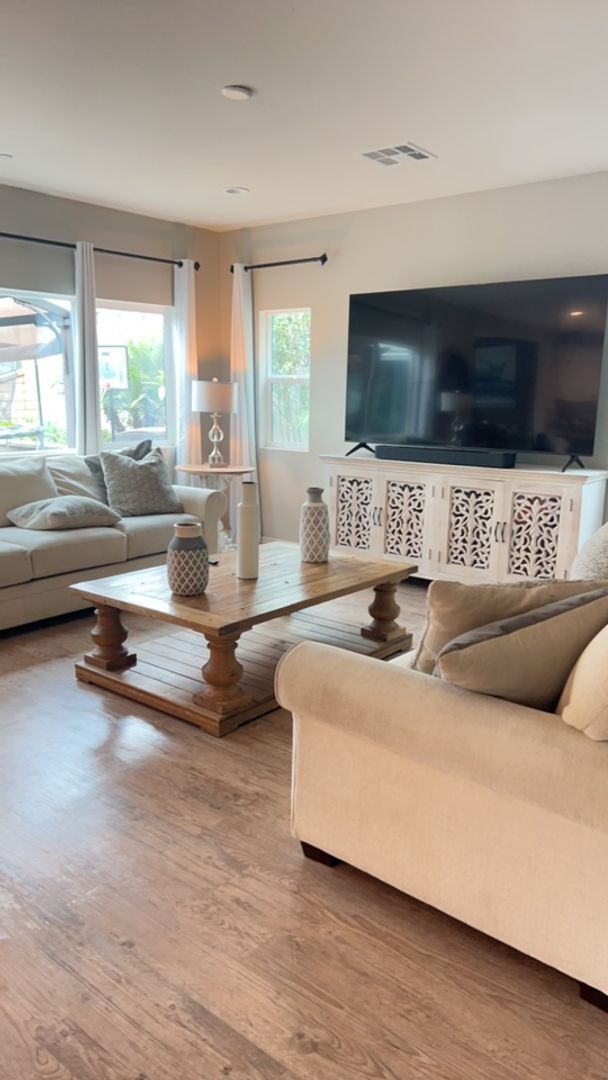 Building Photo - Beautiful 4 bedroom, 3 bath home nestled in the foothills of Fallbrook