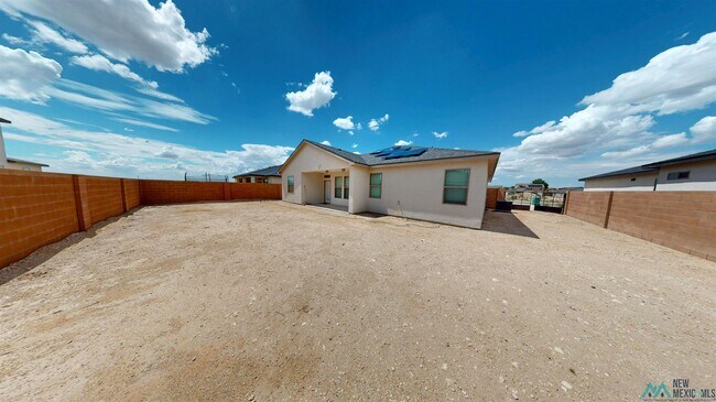 Building Photo - 5109 W Grey Ghost Rd