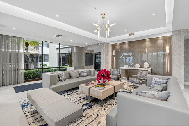 Building Photo - 899 Jeffery St