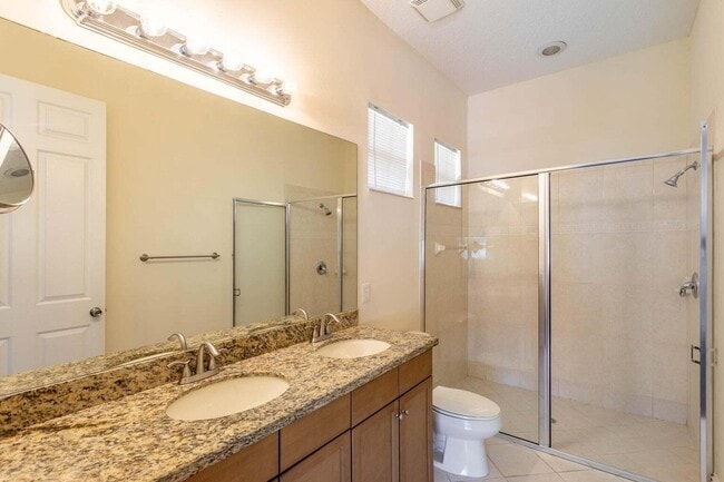 Building Photo - 6072 NW 116 Dr