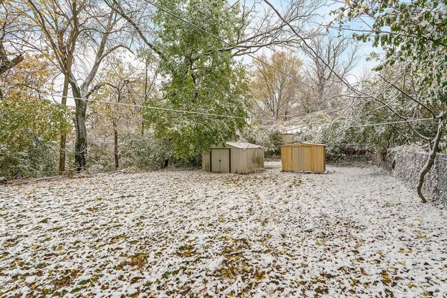 Building Photo - 2228 Holt Ave