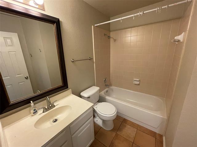 Building Photo - 1504 Hickory Bend Dr