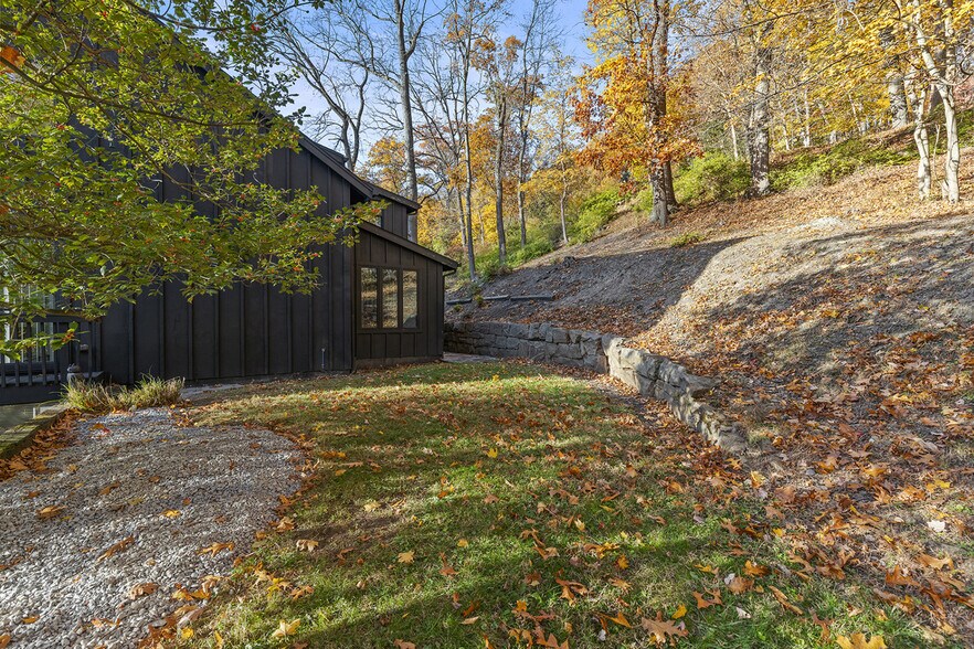 Building Photo - 1 Myrtle Hill Rd