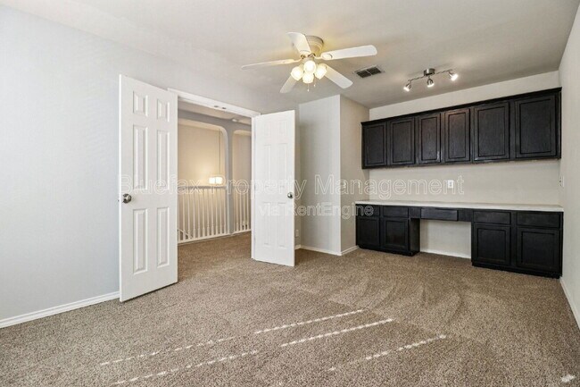 Building Photo - 9639 Shetland Park