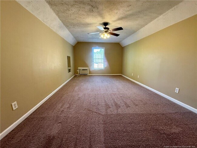 Building Photo - 3517 Grenedine Dr