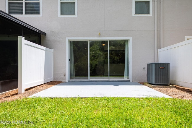 Building Photo - 5719 Parkstone Crossing Dr