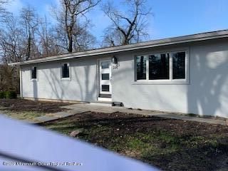 Building Photo - 220 Highwood Rd