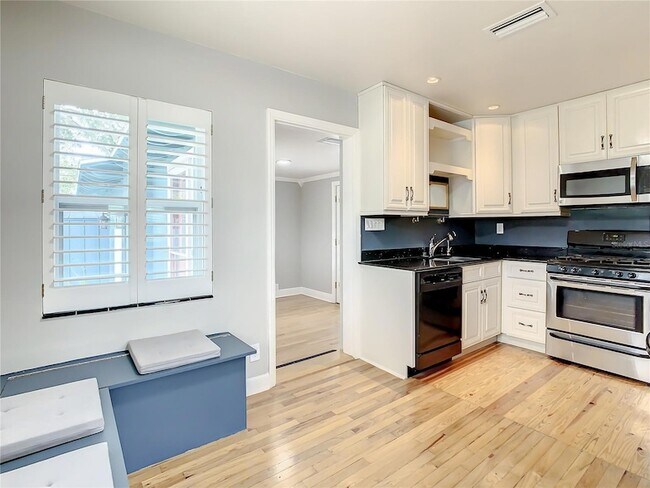 Building Photo - 5400 3rd Ave N