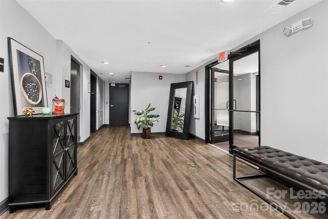 Building Photo - 1829 Kenilworth Ave