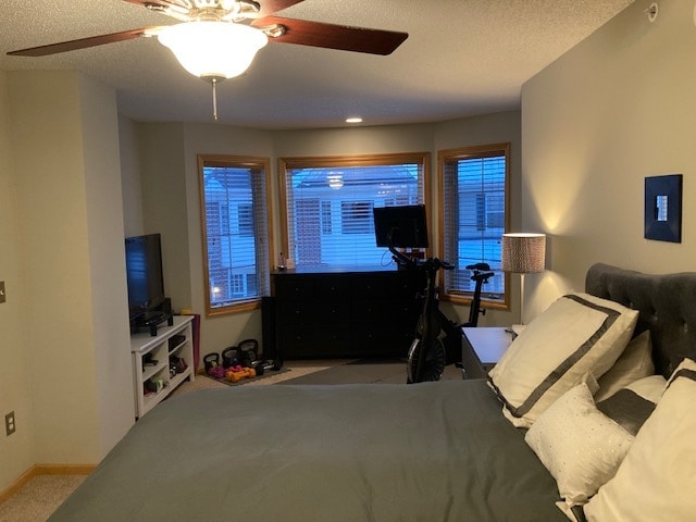 Building Photo - 1510 Zarthan Ave S. #105