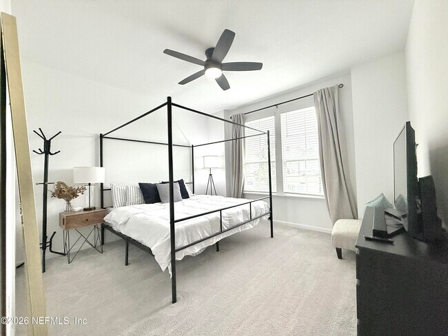Building Photo - 9797 Giada Dr