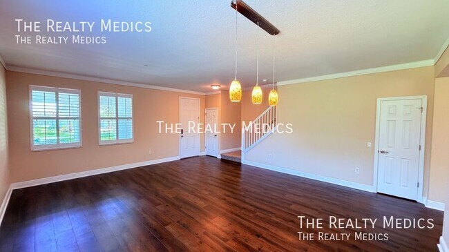 Building Photo - 10263 Malpas Point
