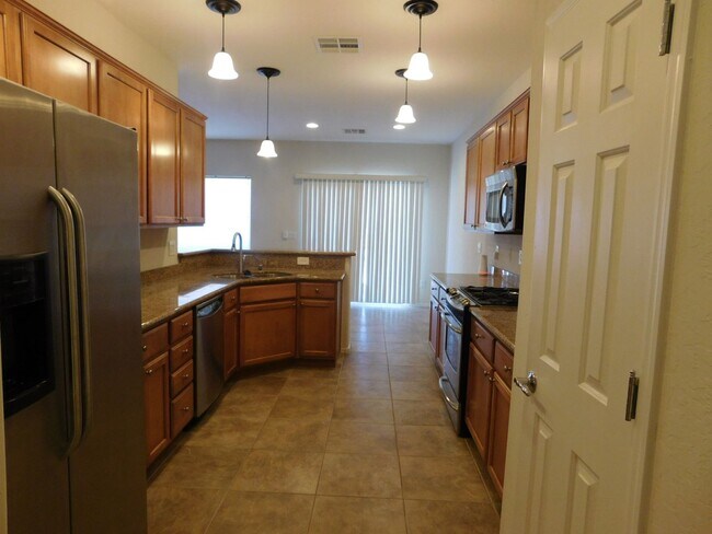 Building Photo - GORGEOUS HOME IN SUN CITY ALIANTE*AGE RESTRICTED COMMUNITY*3 LARGE BEDROOMS*OPEN FLOORPLAN*