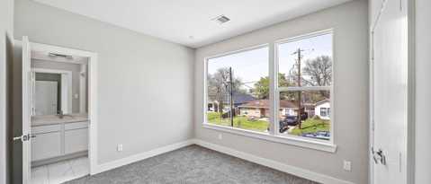 Building Photo - 4536 Sunflower St