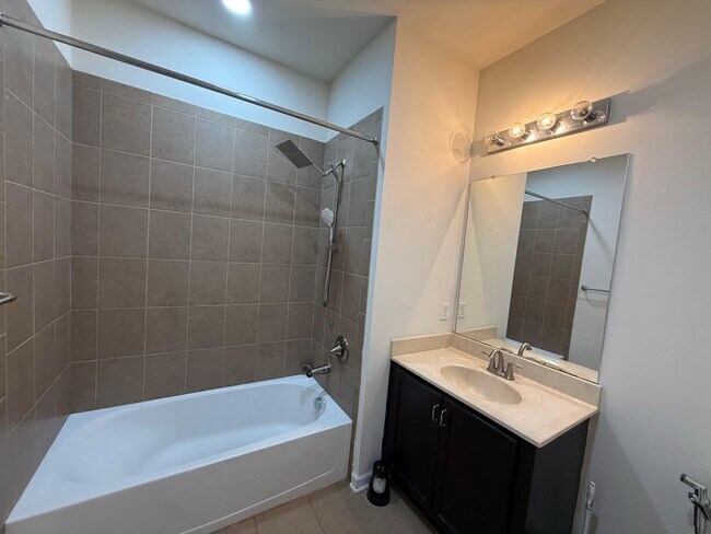 Building Photo - 518 E Celebration Way