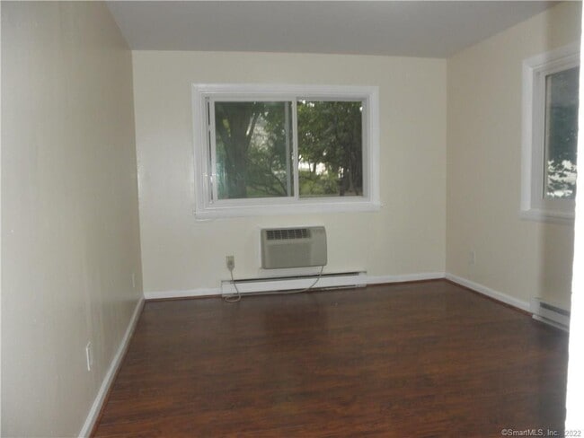 Building Photo - 76 Palisade Ave