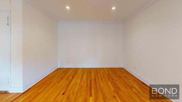 Building Photo - 1 bedroom in Jackson Heights NY 11372