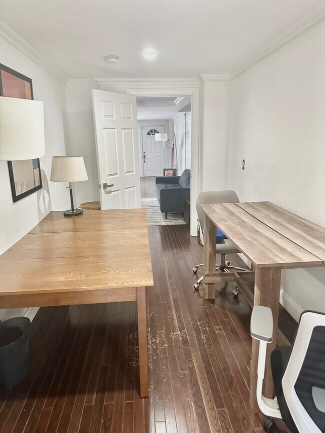 Building Photo - 308 Clifton Plz