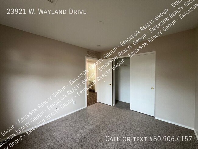 Building Photo - 23921 W Wayland Dr