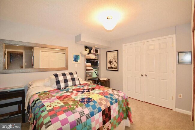 Building Photo - 6153 Summer Park Ln