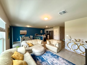 Building Photo - 13680 Drysdale Ave