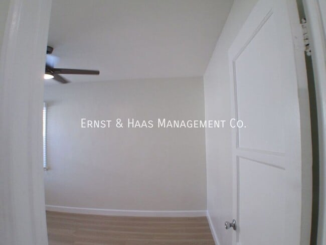 Building Photo - 5119 Elm Ave