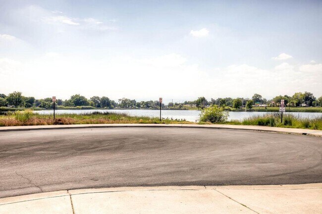 Building Photo - Your new home is waiting for you!