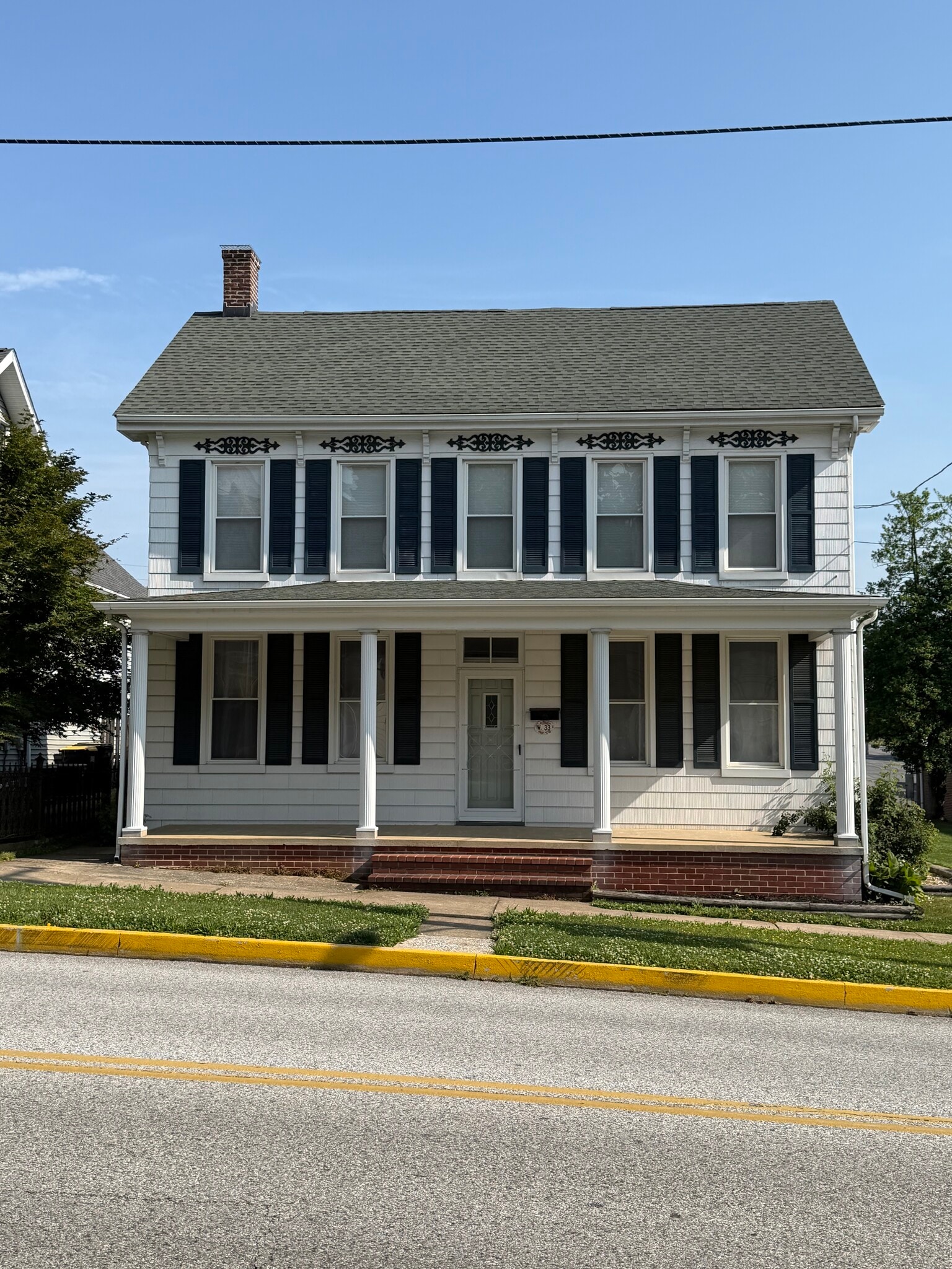 Building Photo - 33 W Forrest Ave