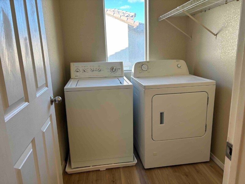 Building Photo - 5989 Banbury Heights Way