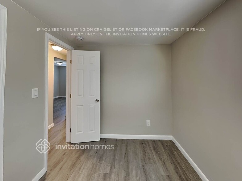 Building Photo - 202 NW 3rd St