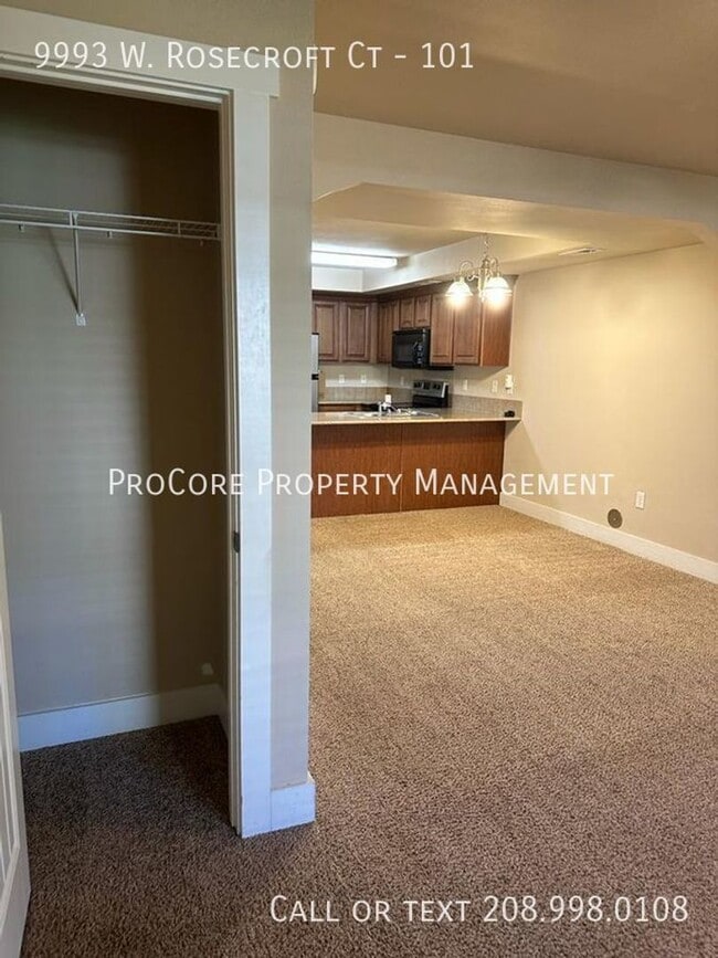 Building Photo - 9993 W Rosecroft Ct