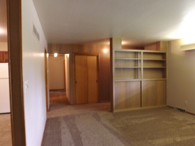 Building Photo - 1111 Wharton Manor Rd