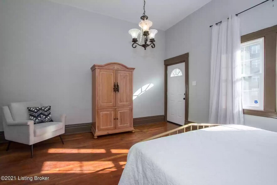 Building Photo - 2514 S 4th St