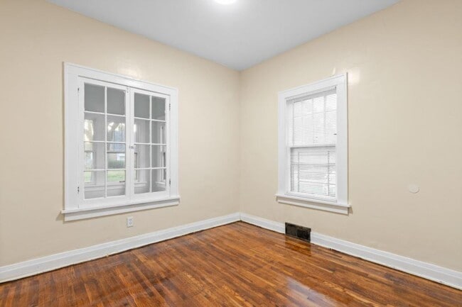 Building Photo - 4335 Delaware St