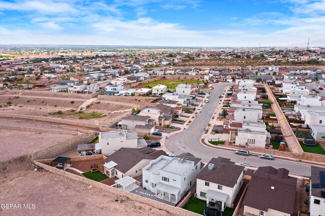 Building Photo - 408 Indigo Ct