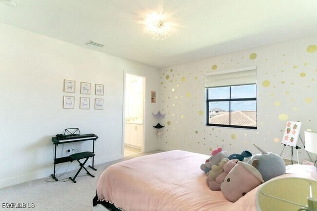 Building Photo - 5040 Frattina St.