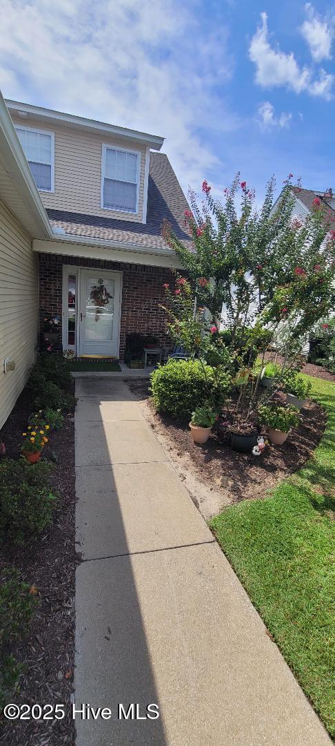 Building Photo - 3960 Winds Ridge Dr