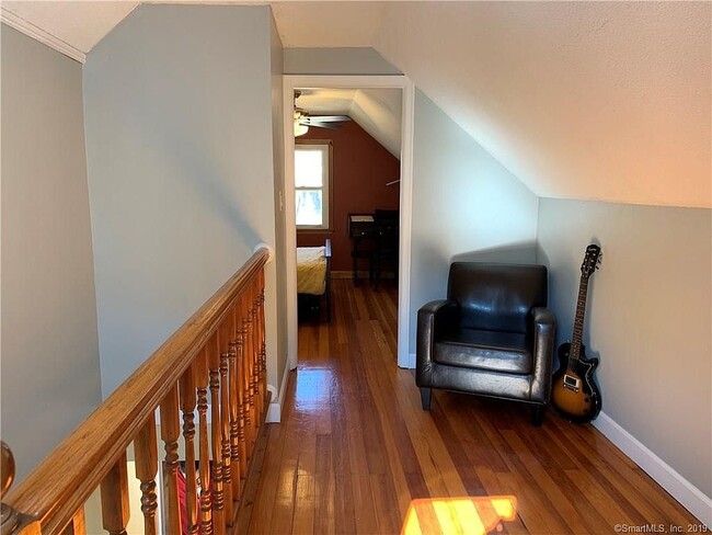 Building Photo - 54 Summit Ave