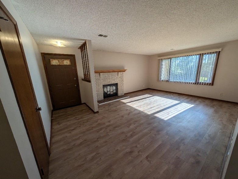 Primary Photo - 4207 S 52nd St