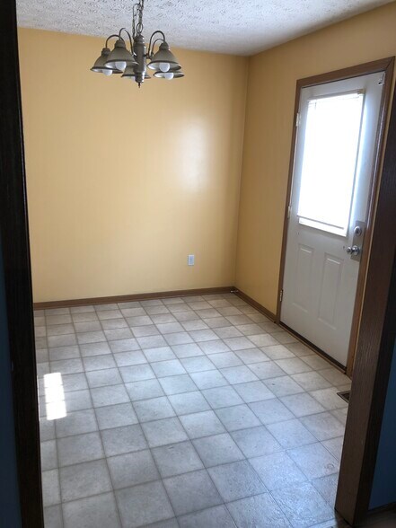 Eat in kitchen - 1254 Wyley Ave