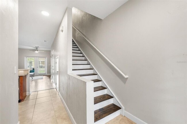 Building Photo - 2927 SW 35th Pl