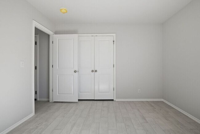 Building Photo - 4 Bedroom Home in Owasso – Open Floor Plan + Modern Finishes