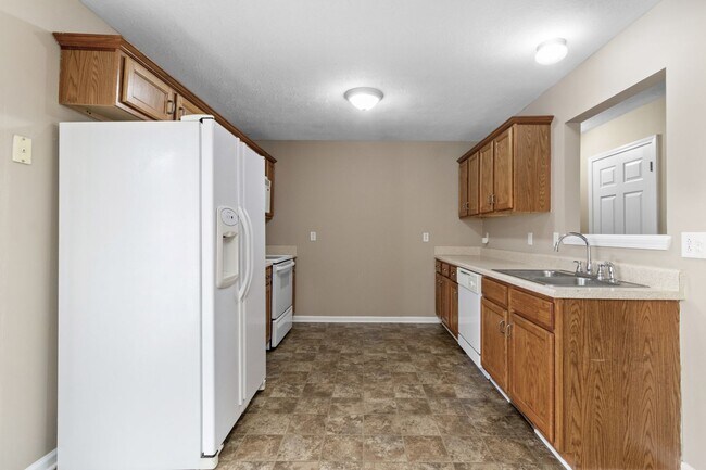 Building Photo - 1566 Autumn Dr