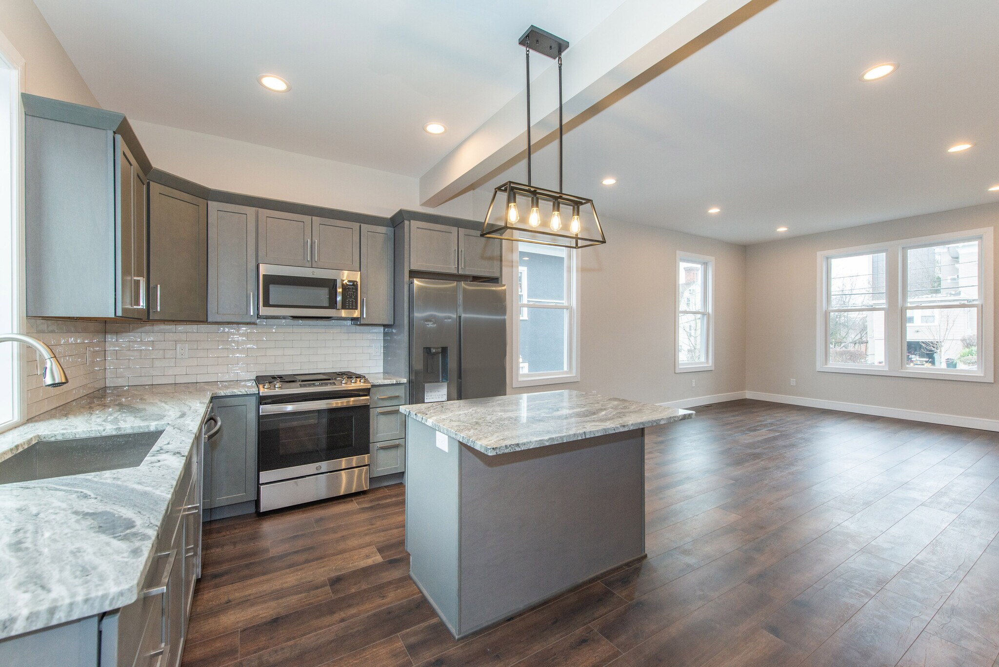 Kitchen - 14 Prospect St